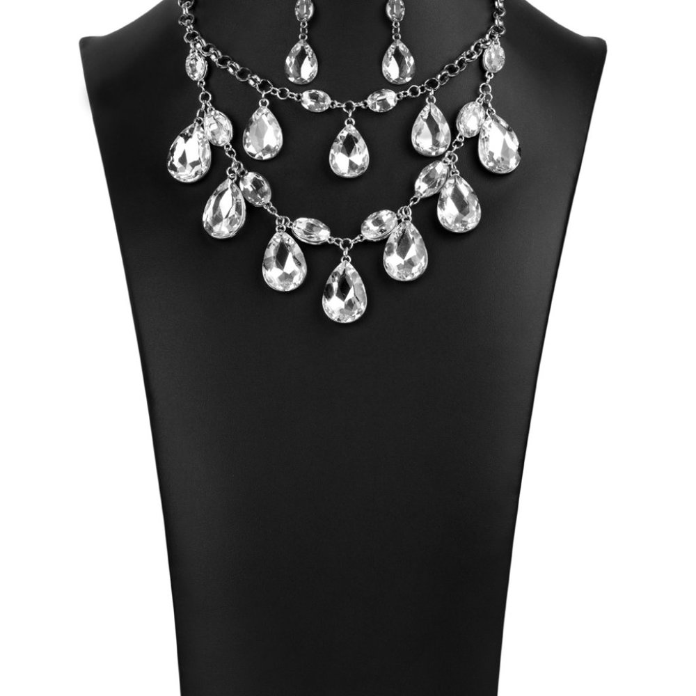 The Elegant "The Sarah" Necklace with Matching Earrings ZI Collection